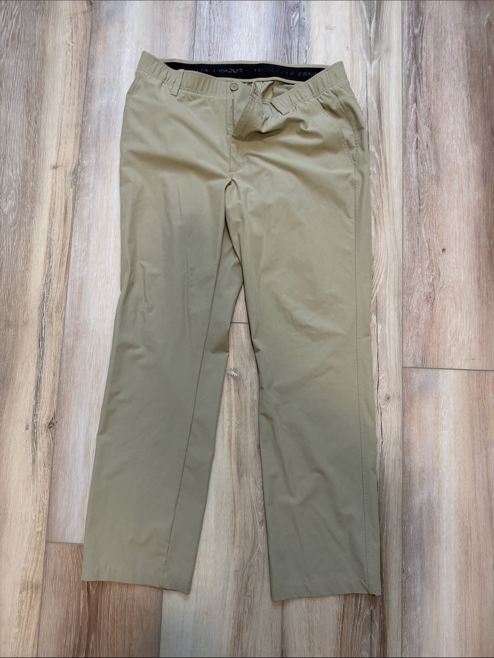 Under Armour Men's Khaki Stretch Performance Chinos
